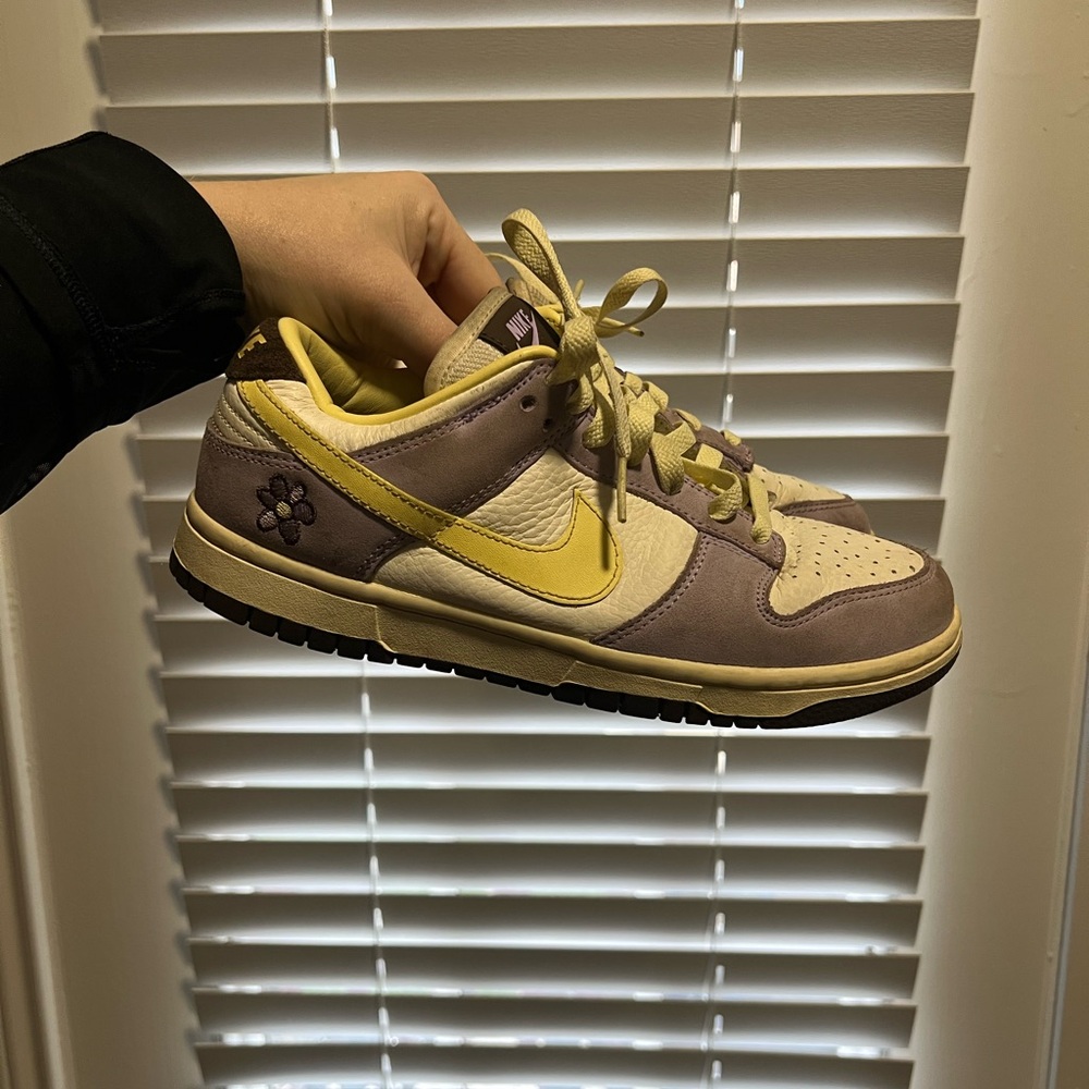 Womens Nike Dunk Lilac Bloom Size 7